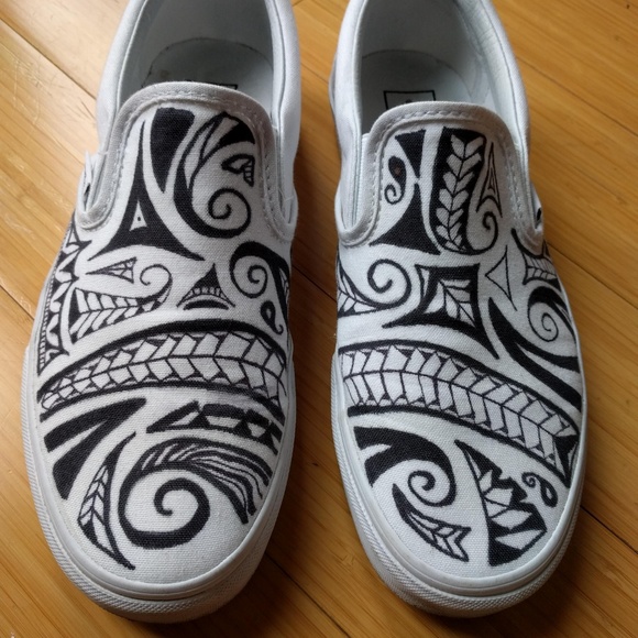 white vans drawn on